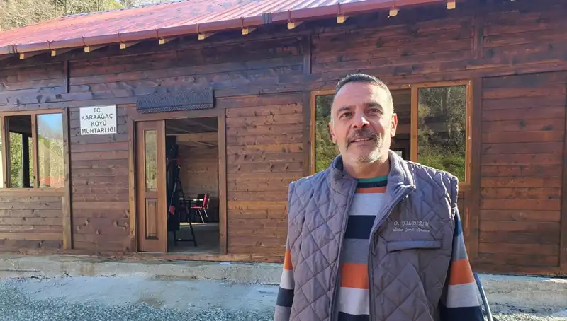 Hayvanlarını Satarak Köyüne Sosyal Tesis Yaptıran Muhtarın Hikayesi