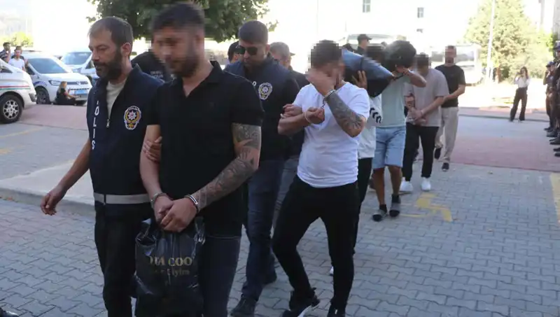 Sahte Eskort İlanlarıyla 12 Milyon Liralık Dolandırıcılık Skandalı!