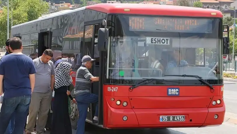 İzmir'de 30 Yaş Üstü Öğrencilere İndirim Ceza Uygulaması Başladı!