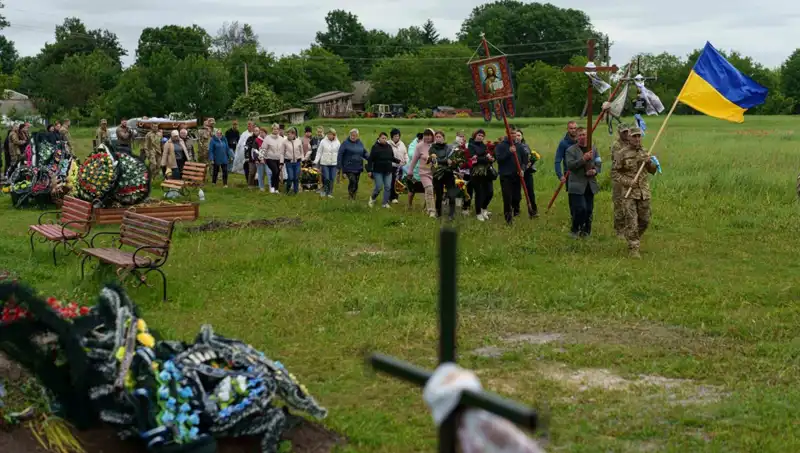 Ukrayna'da Savaşan İngiliz Askerin Hayatını Kaybetmesi Ve Sonrası