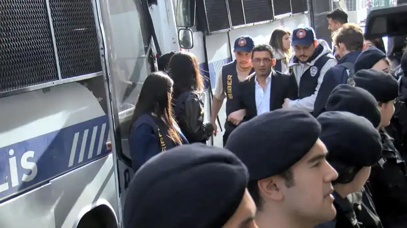 Flash Haber TV'ye El Konuldu: Payfix Operasyonuna İlişkin 29 Şüpheli Adliyeye Sevk Edildi