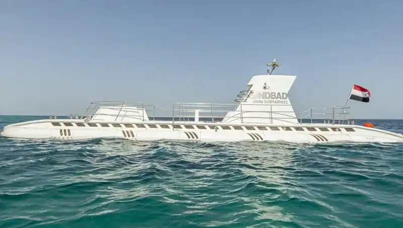 Kızıldeniz'de Turist Taşıyan Denizaltı Battı: 44 Kişi Kayboldu