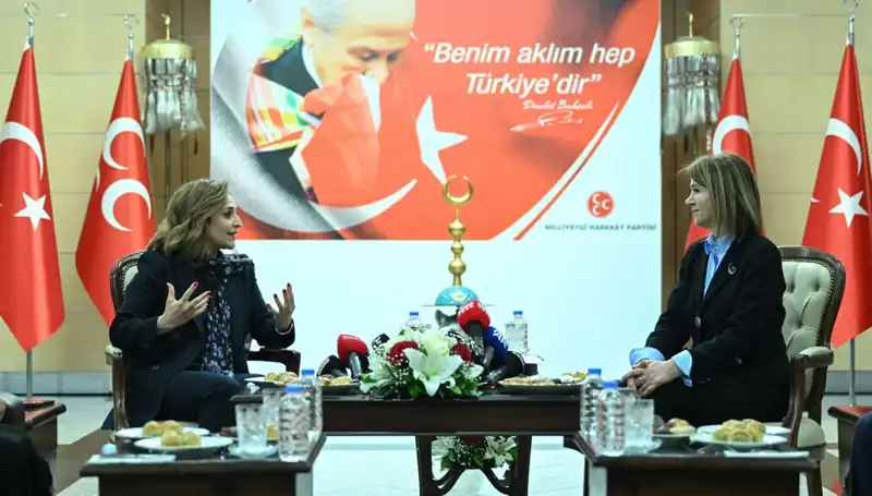 MHP ve DEM Parti İlk Kez Bayramlaşma Geleneğiyle Bir Araya Geldi