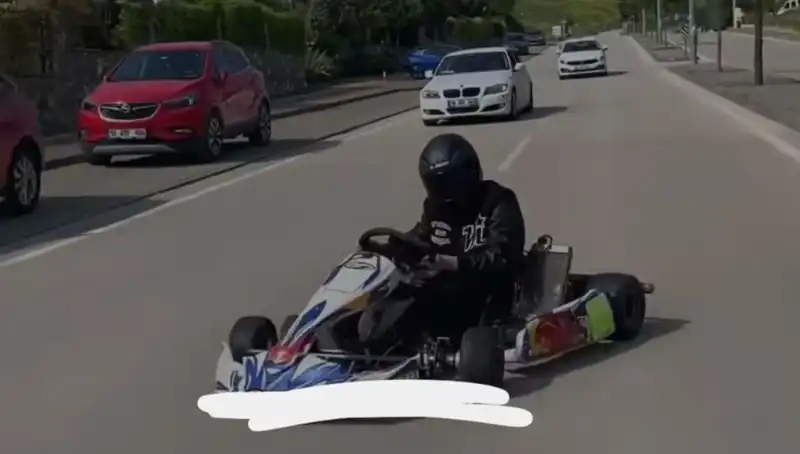 Go-Kart Sürücüsünün Drifte Doyulmaz Yolu: Tehlike ve Eğlencenin Buluşma Noktası