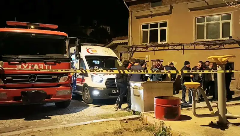 Yaşlı Adamın Yanmış Cansız Bedeni, Kimliği Belirsiz Elazığ'da Bulundu