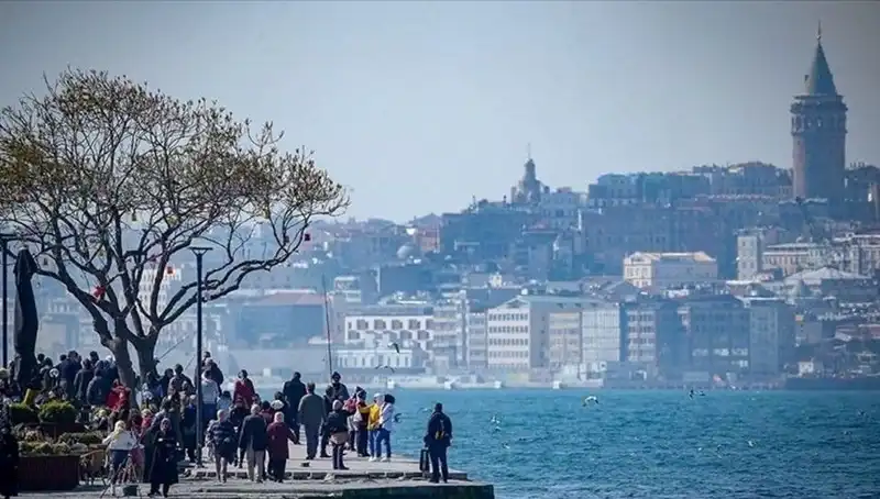 İstanbul'da Bahar Havası Geri Dönüyor: Hafta Sonu Sıcaklık Artıyor