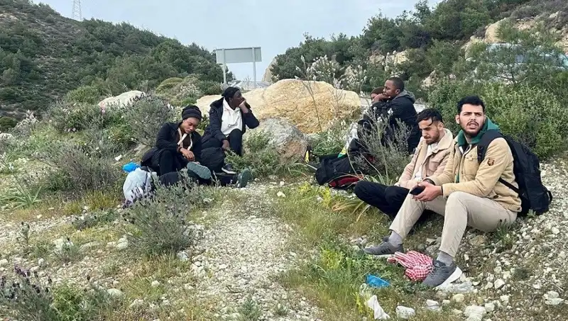 İki İlde Düzensiz Göçmen Operasyonu: 20 Göçmen Yakalandı