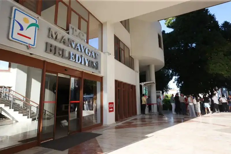 Manavgat Belediyesi'ndeki Rüşvet Skandalında 3 Kişi Tahliye Edildi