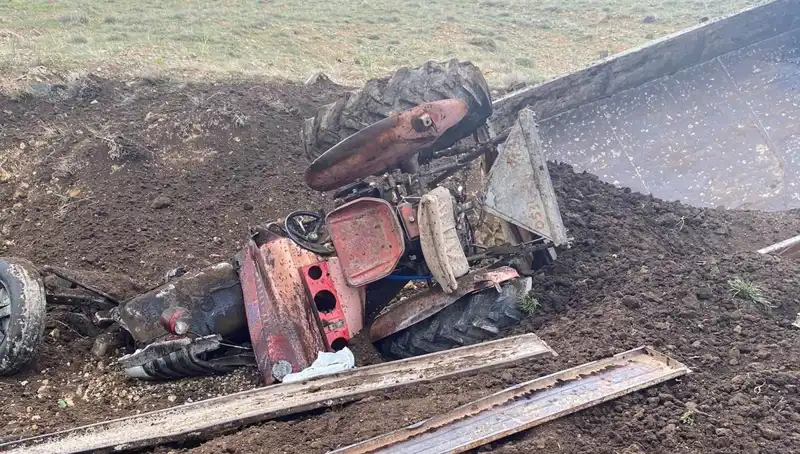 Kayseri'de Traktör Kazası: Kontrolden Çıkan Araç Şarampole Yuvarlandı