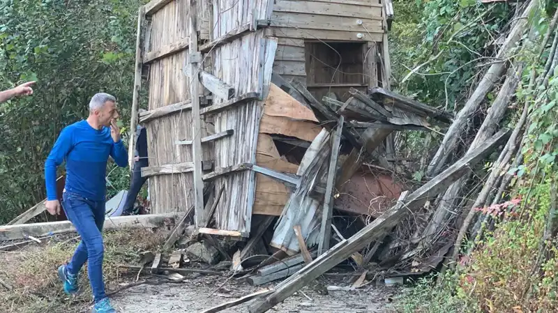 Rize'de Ahşap Yapı Çökmesi: İki Kişinin Hayatını Kaybetmesi Üzüntü Yarattı