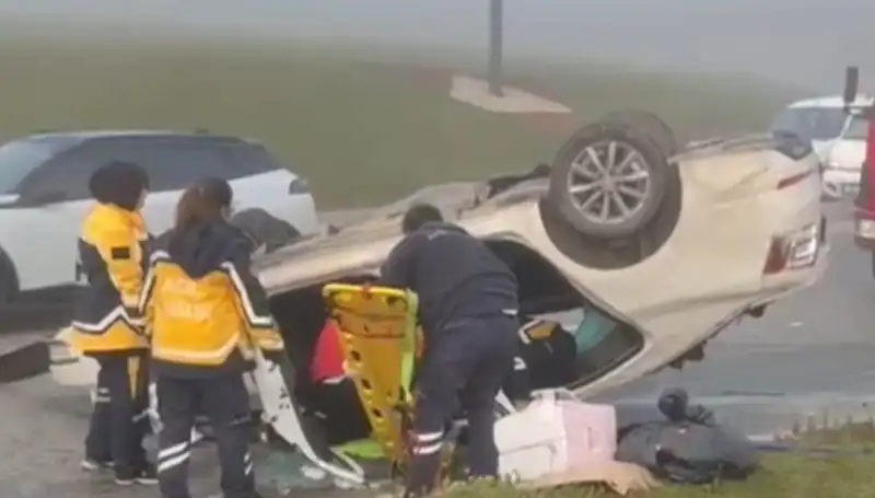 Sakarya’da Feci Trafik Kazası: Hayatını Kaybeden Var, Yaralılar Hastanede