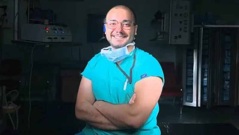 Niğde Hastanesinde Eşsiz Bir Olay: Doktora Bıçakla Saldırı Gerçekleşti!