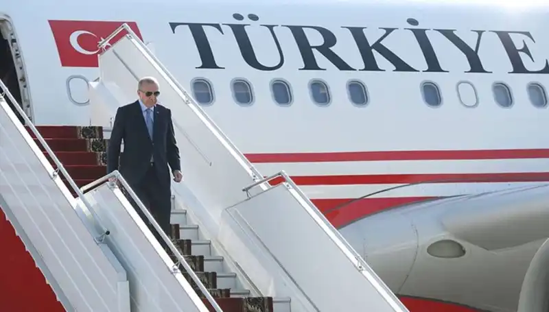 Cumhurbaşkanı Erdoğan İtalya'daki Resmi Ziyaretini Tamamladı ve Yurda Döndü
