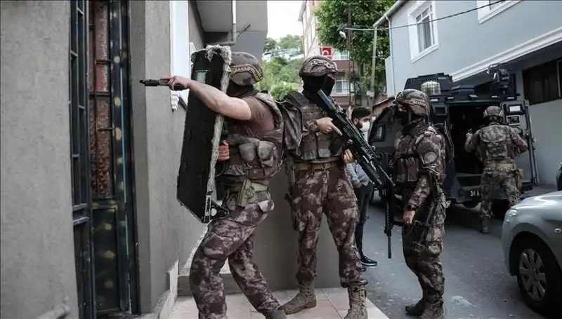 İstanbul’da DAEŞ’e Yönelik Büyük Operasyon: 20 Şüpheli Gözaltında