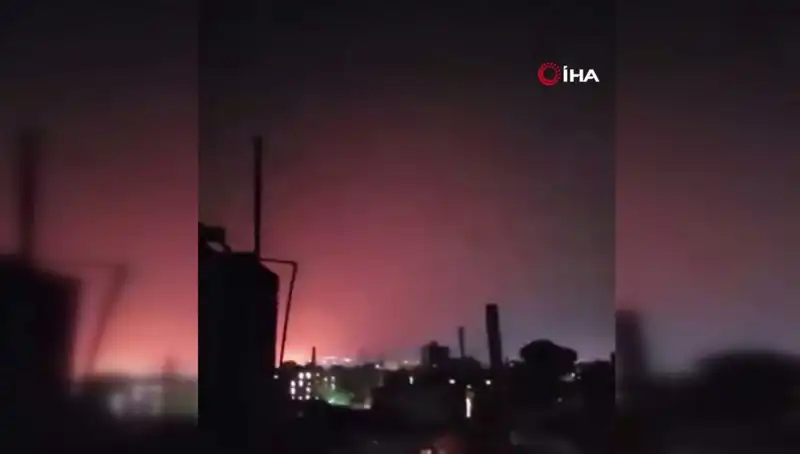 ABD'nin Başkenti Sana'da Bomba Saldırısı: 12 Kişi Hayatını Kaybetti