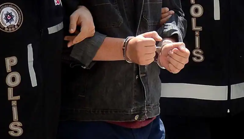 Bursa'da Uyuşturucu Operasyonu: 327 Zanlı Sıkı Takipte Tutuklandı