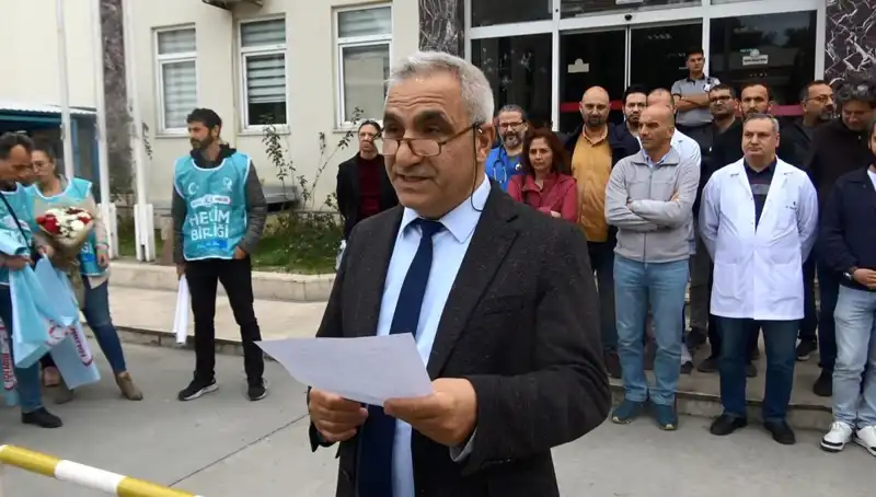 Antalya’da Sağlık Çalışanları, Doktora Yapılan Saldırı Nedeniyle İş Bıraktı