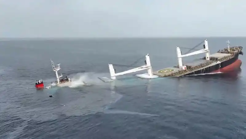 Husilerin Savaş Taktikleri: "Eternity C" Gemisinin Batışı Yeni Gelişmeler Getiriyor