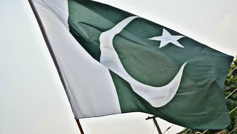 Pakistan'da Çöken Bina Felaketinde Hayatını Kaybedenlerin Sayısı Artıyor