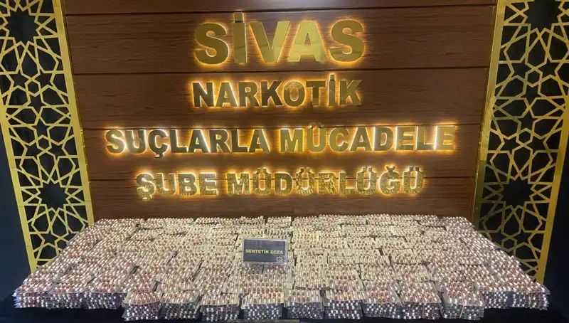 Sivas'ta Uyuşturucu Operasyonuyla 5 Kişi Tutuklandı: Ayrıntılar Ortaya Çıktı