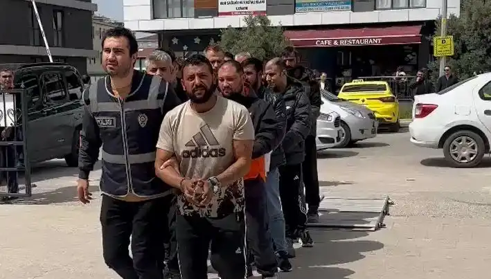 Edirne'de Şok Eş Zamanlı Operasyon: Firari Olan Yedi Kişi Yakalandı