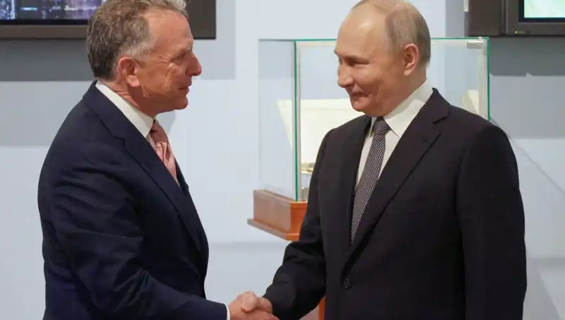 Putin ve ABD’den Dostluk Sinyalleri: Moskova'da Tarihi Toplantı