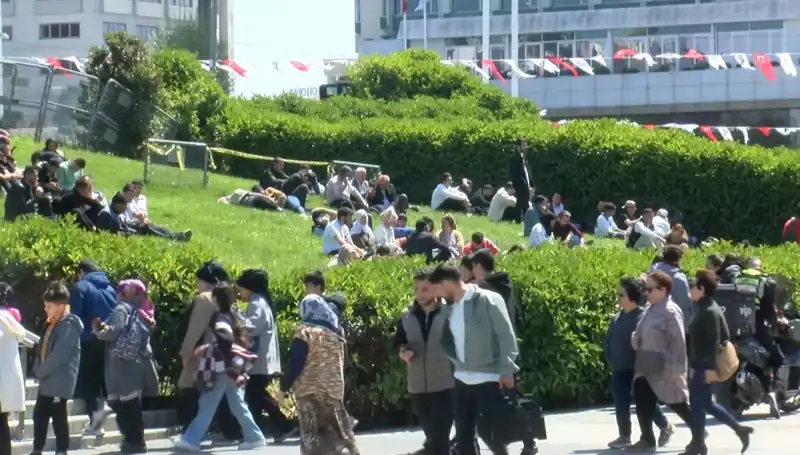Taksim'de Deprem Yoğunluğu: Şehir Hayatı Üzerindeki Etkileri