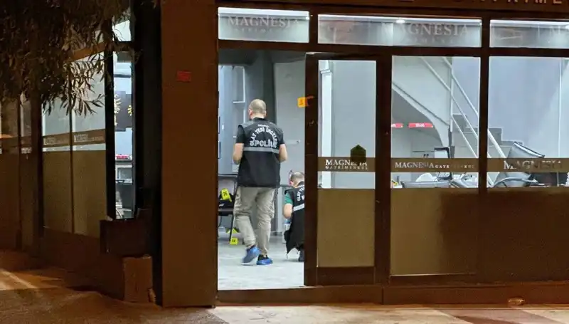 Emlakçıda Dehşet: Silahlı Çatışma Sonucu Bir Kişi Hayatını Kaybetti