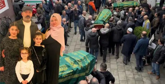 Rize, Strasbourg'da Hayatını Kaybeden Kız Kardeşlere Veda Etti