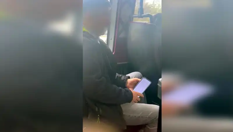 Minibüste Genç Kızı Taciz Eden Şüpheli, Emniyette Yakalandı