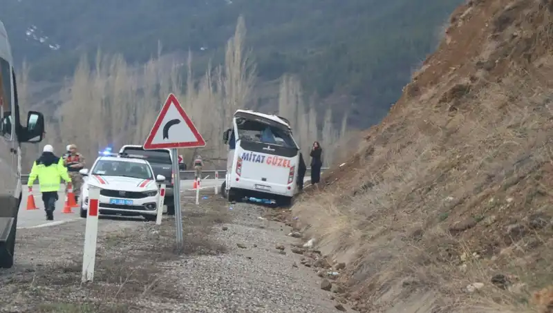Oltu’da İşçi Servisi Kazası: Yaralı Sayısı Artıyor!