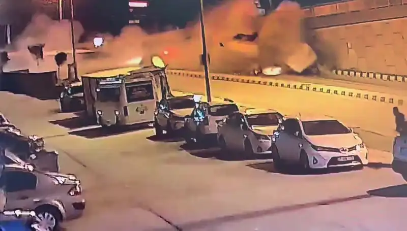 Freni Patlayan Arazöz Kaza Yaptı: Olayın Detayları Şok Edici