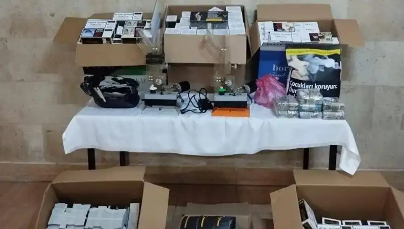 İstanbul'da Dev Operasyon: Binlerce Makaron Ele Geçirildi