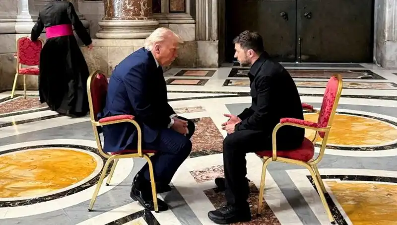 Zelenski, Trump ile En İyi Görüşmeyi Vatikan'da Yaptıklarını Açıkladı
