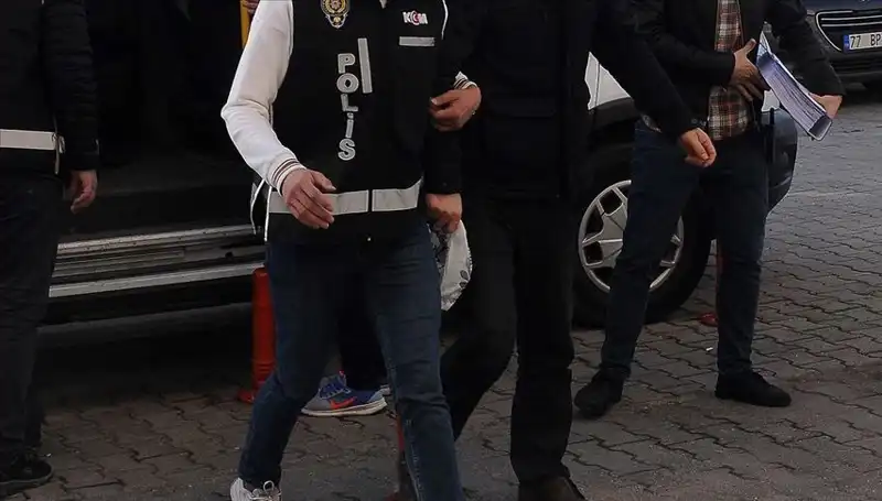 Samsun'da Uyuşturucu Operasyonu: 2 Kişi Elde Edildi!