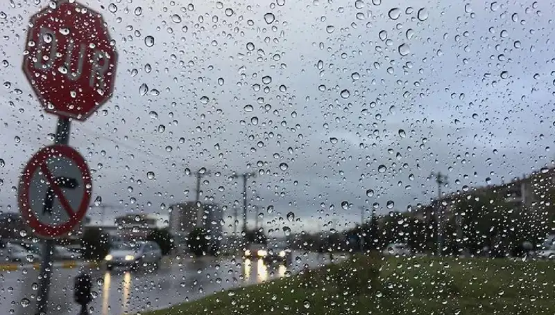 Meteoroloji'den Yaza Veda: 20 İl için Uyarı ve Yağış Beklentisi