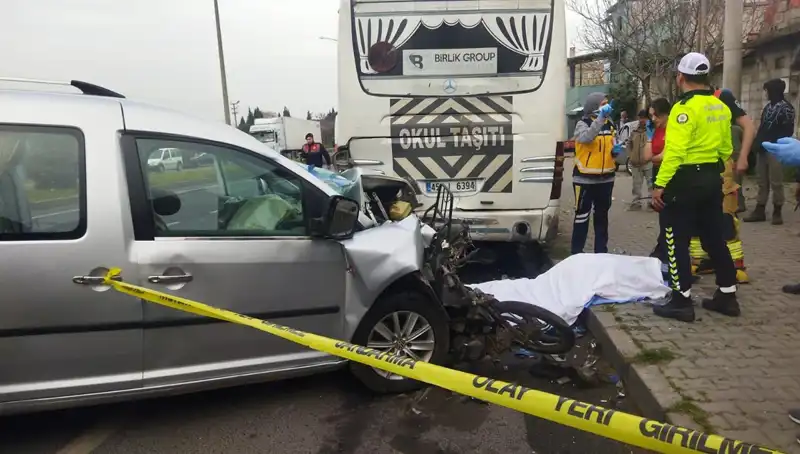Manisa'da Korkunç Kaza: 1 Kişi Hayatını Kaybetti, 1 Kişi Yaralandı