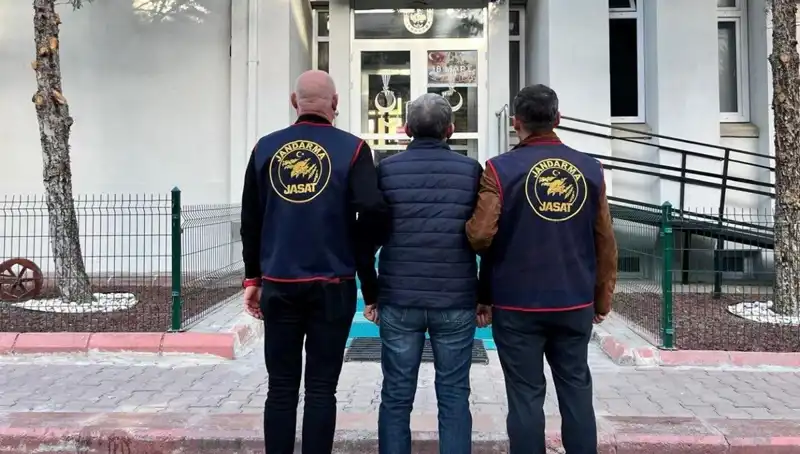 FETÖ’nün Kritik İsimlerinden Birinin Yakalanması: MİT TIR’ları Dönemi Aydınlatılıyor