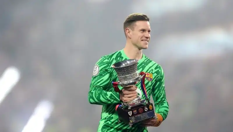 Barcelona'nın Kalesi Ter Stegen Sakatlıktan Dönüyor: Hayranlarını Sevindiriyor