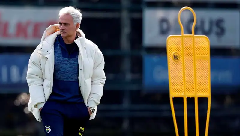 8 Mart 2025: Futbolda Skandal Gelişme! Mourinho'ya Çıkan Fatura Şaşırttı