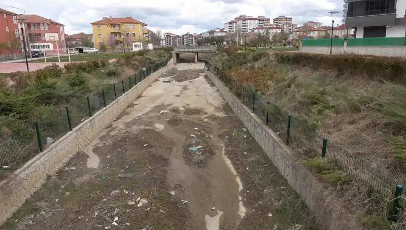 Coşkun Nehirler Kuruyor: Türkiye'de Kuraklık Tehlikesi Kapıda