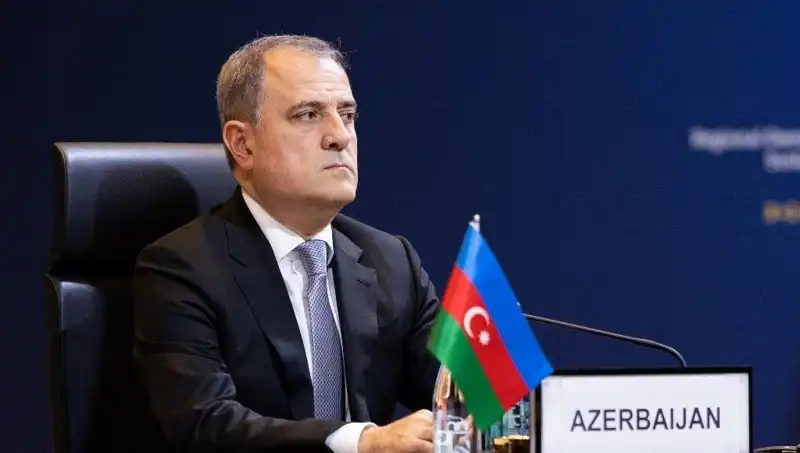 Azerbaycan ve Ermenistan’da Tarihi Anlaşma: Barış Kapıları Aralanıyor
