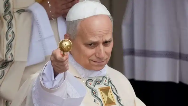 Hollywood’dan Vatikan’a: Yeni Papa’nın Şaşırtan Akrabalık Bağları